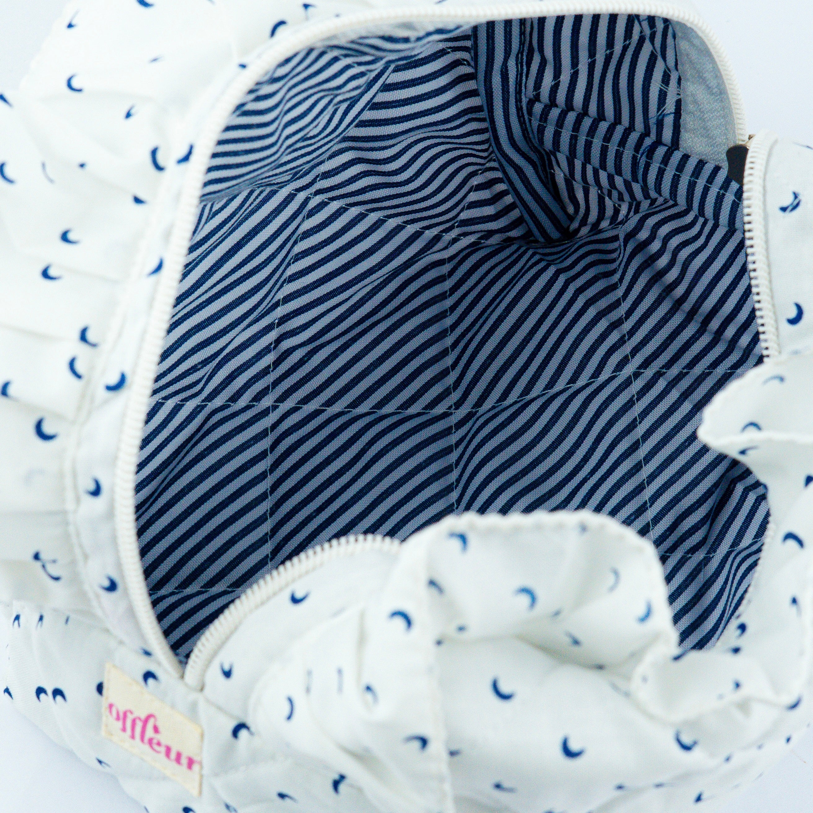 Luna Pouch