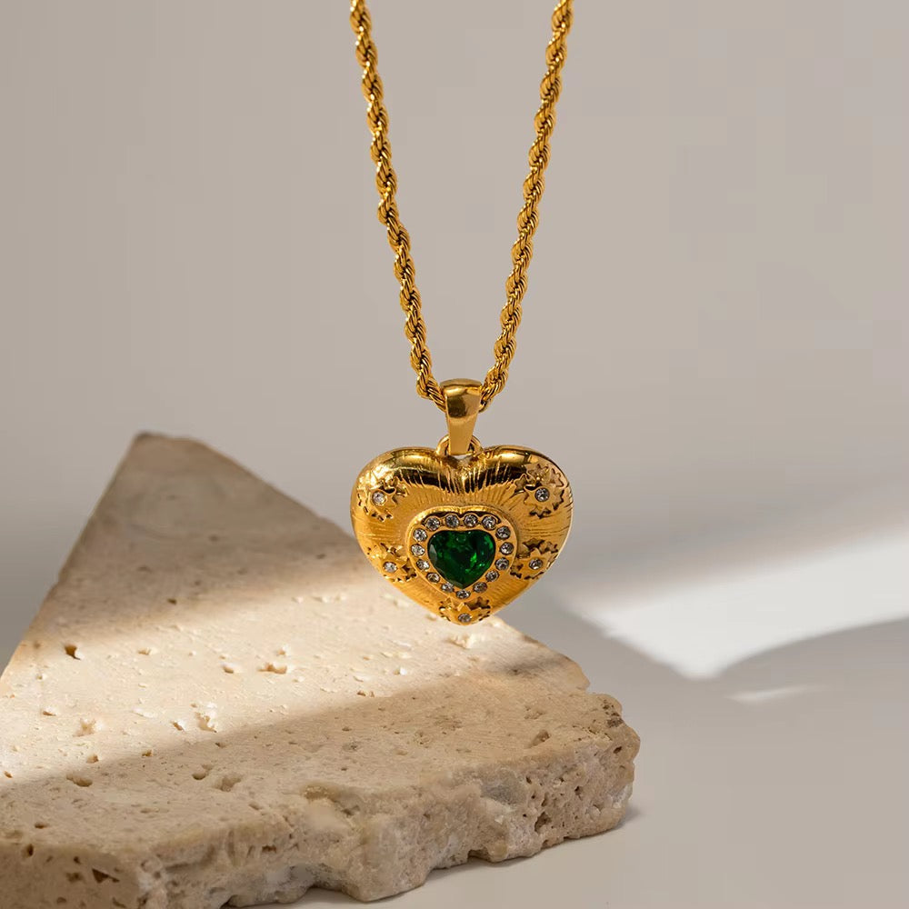 Emerald Vintage Necklace