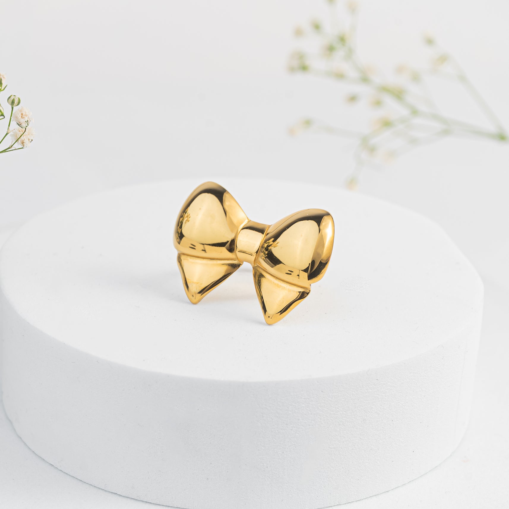 Bow Adjustable Ring