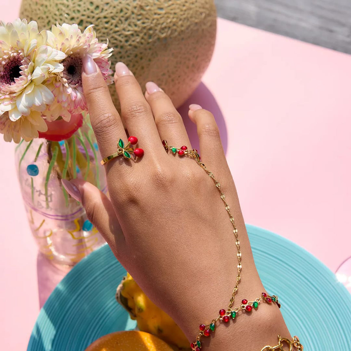 Color Hand Chains Hand Chains – Offleur