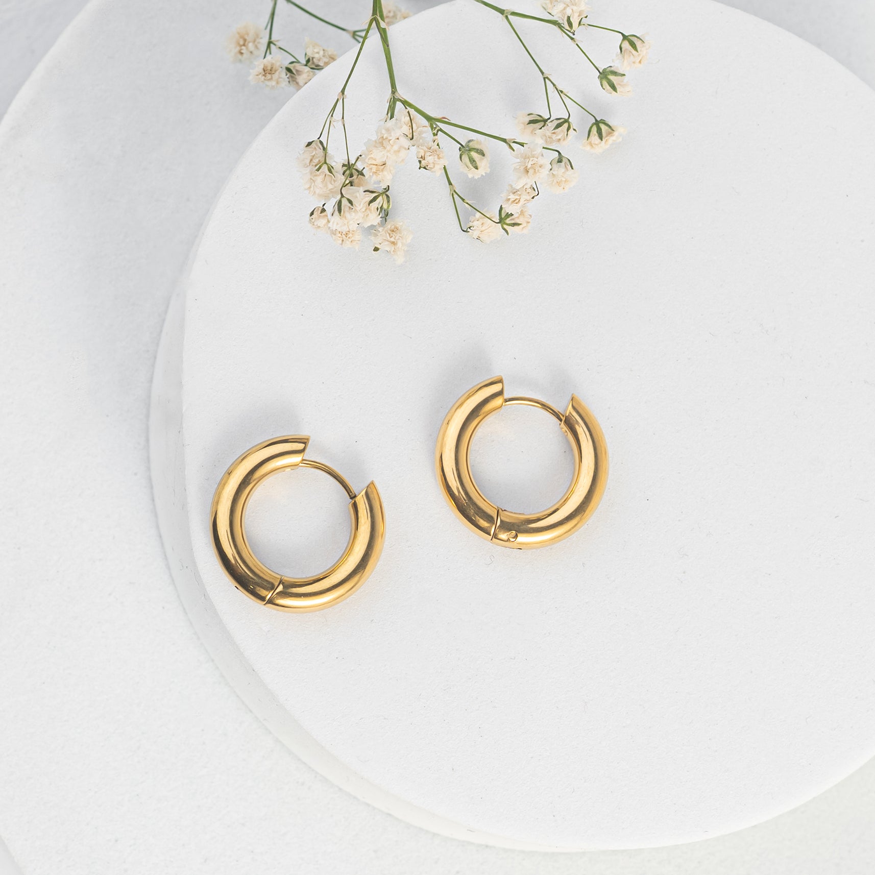 Fiona Hoops