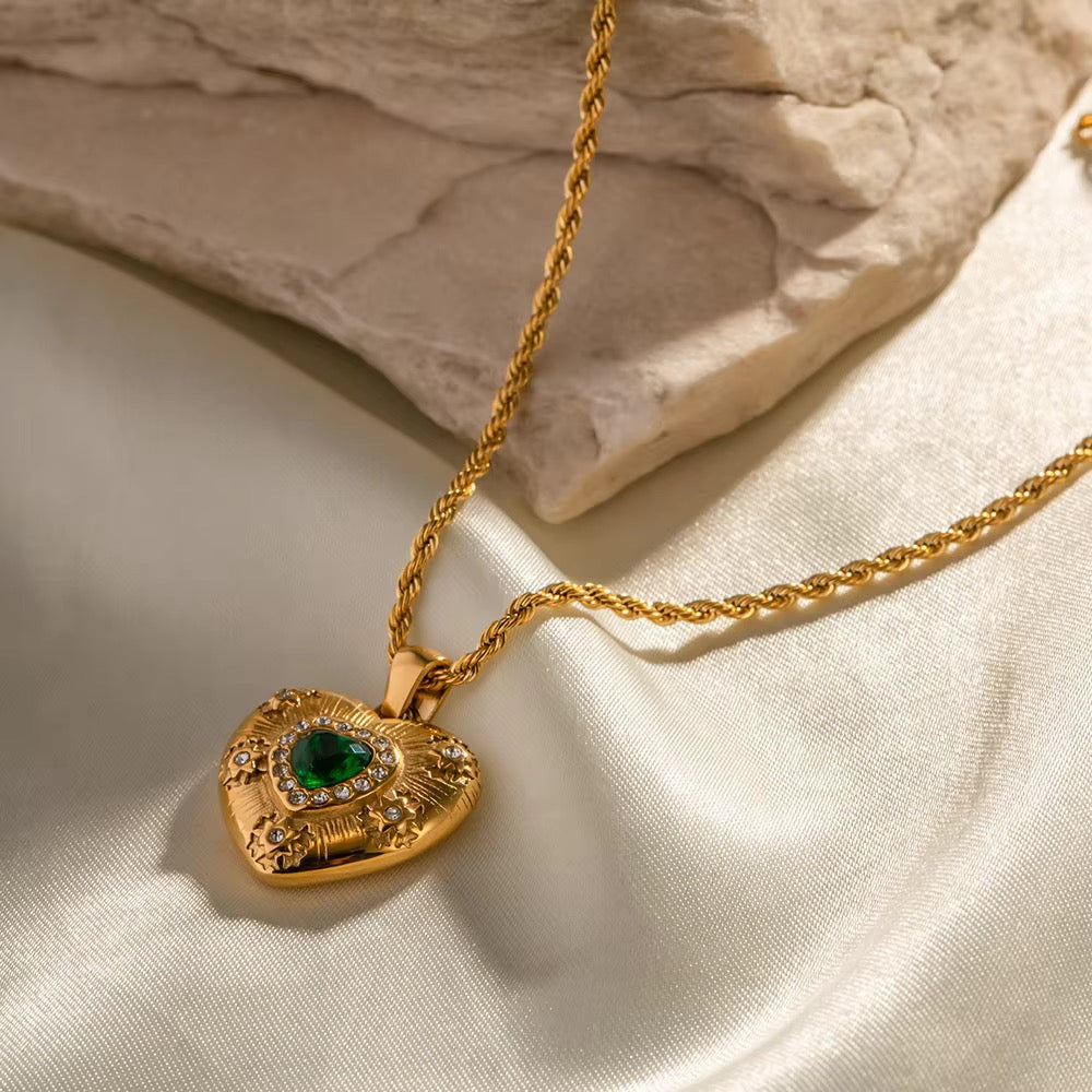 Emerald Vintage Necklace
